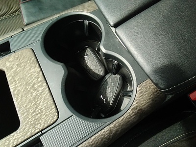 DS DS7 Crossback 1.6 E-Tense 225 Bastille + Auto 165 kW (225 CV) 12 DS DS7 Crossback 1.6 E-Tense 225 Bastille + Auto 165 kW (225 CV) 12