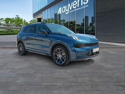 Lynk & Co 01 1.5 PHEV 192 kW (261 CV) 3 Lynk & Co 01 1.5 PHEV 192 kW (261 CV) 3