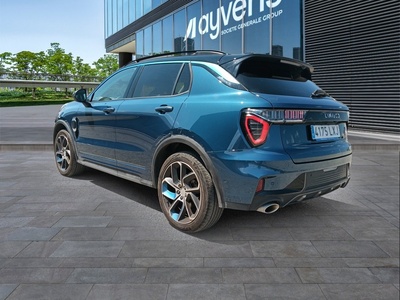 Lynk & Co 01 1.5 PHEV 192 kW (261 CV) 6 Lynk & Co 01 1.5 PHEV 192 kW (261 CV) 6