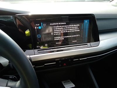 Volkswagen Golf Life 1.0 eTSI 81 kW (110 CV) DSG 13 Volkswagen Golf Life 1.0 eTSI 81 kW (110 CV) DSG 13