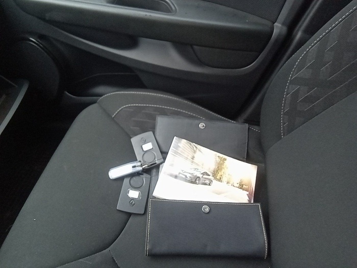 Renault Clio Limited dCi 55 kW (75 CV) Vehículo usado en Madrid Renault Clio Limited dCi 55 kW (75 CV) Vehículo usado en Madrid