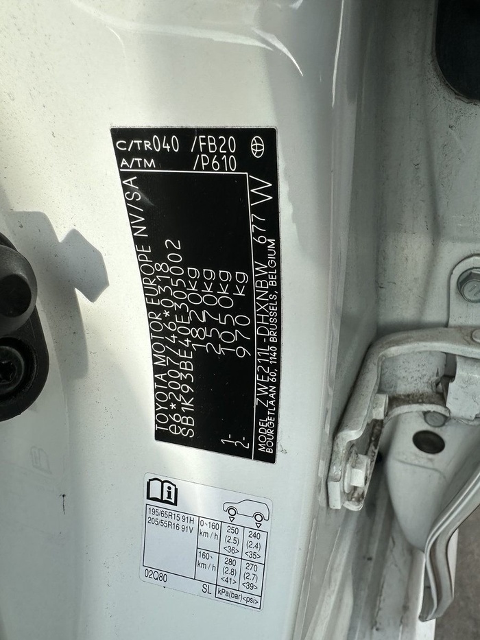 Toyota Corolla 1.8 125 Híbrido Active Tech E-CVT 90 kW (122 CV) Vehículo usado en Madrid Toyota Corolla 1.8 125 Híbrido Active Tech E-CVT 90 kW (122 CV) Vehículo usado en Madrid