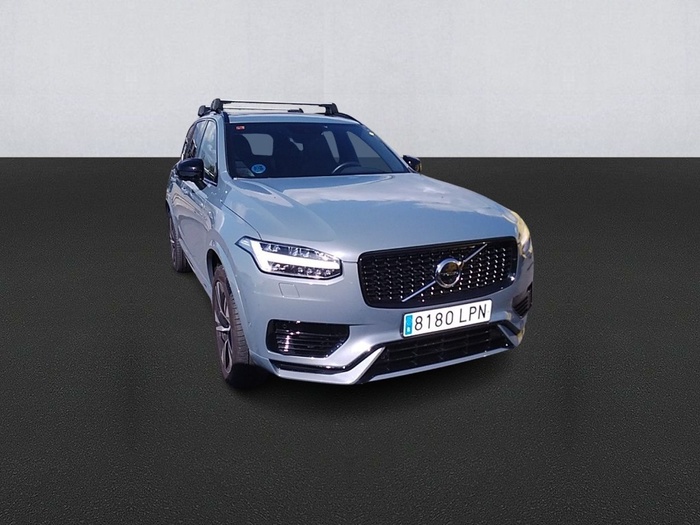 Volvo XC90 T8 Recharge R-Design AWD Auto 287 kW (390 CV) Vehículo usado en Madrid Volvo XC90 T8 Recharge R-Design AWD Auto 287 kW (390 CV) Vehículo usado en Madrid