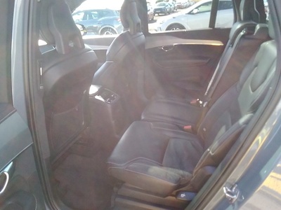 Volvo XC90 T8 Recharge R-Design AWD Auto 287 kW (390 CV) 9 Volvo XC90 T8 Recharge R-Design AWD Auto 287 kW (390 CV) 9