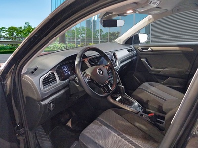 Volkswagen T-Roc Advance 1.5 TSI 110 kW (150 CV) DSG 7 Volkswagen T-Roc Advance 1.5 TSI 110 kW (150 CV) DSG 7