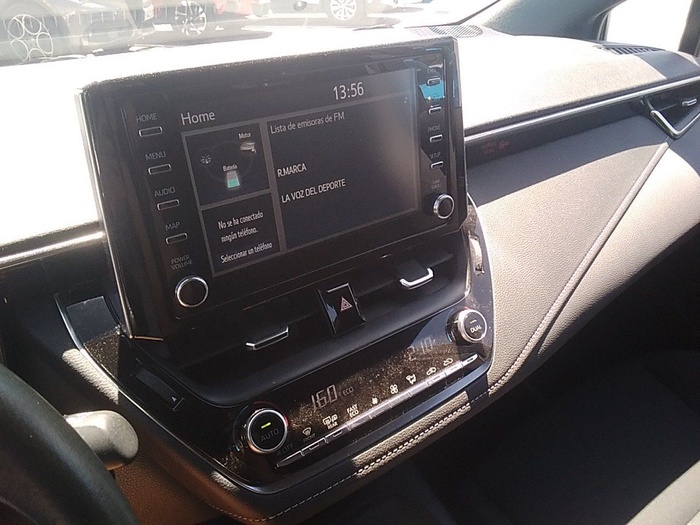 Toyota Corolla 1.8 125 Híbrido Active Tech E-CVT 90 kW (122 CV) Vehículo usado en Madrid Toyota Corolla 1.8 125 Híbrido Active Tech E-CVT 90 kW (122 CV) Vehículo usado en Madrid