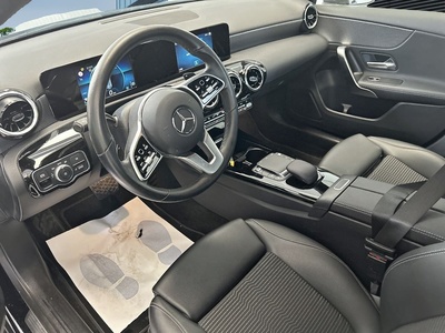 Mercedes-Benz Clase A 180 d 85 kW (116 CV) 7 Mercedes-Benz Clase A 180 d 85 kW (116 CV) 7