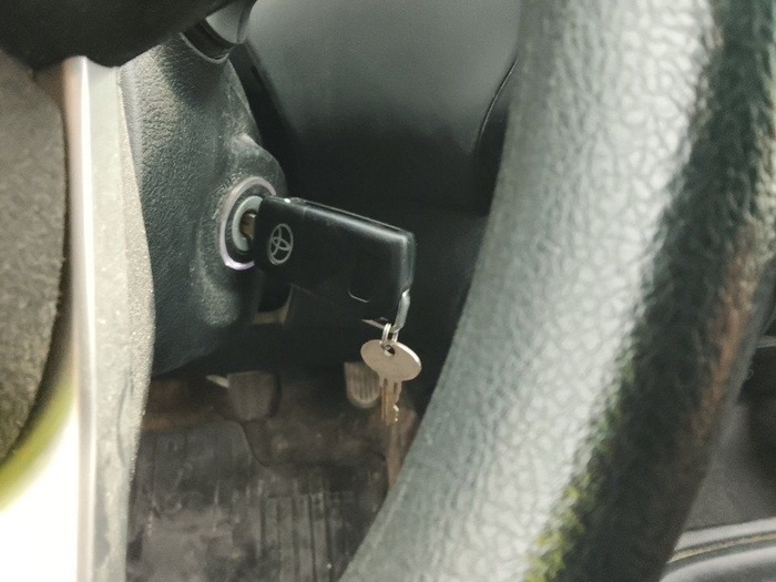 Toyota Hilux 2.4 D-4D Doble Cabina GX 110 kW (150 CV) Vehículo usado en Madrid Toyota Hilux 2.4 D-4D Doble Cabina GX 110 kW (150 CV) Vehículo usado en Madrid