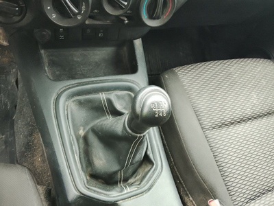 Toyota Hilux 2.4 D-4D Doble Cabina GX 110 kW (150 CV) 14 Toyota Hilux 2.4 D-4D Doble Cabina GX 110 kW (150 CV) 14