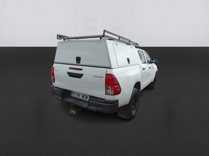 Toyota Hilux 2.4 D-4D Doble Cabina GX 110 kW (150 CV) Vehículo usado en Madrid Toyota Hilux 2.4 D-4D Doble Cabina GX 110 kW (150 CV) Vehículo usado en Madrid