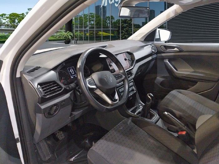 Volkswagen T-Cross Advance 1.0 TSI 70 kW (95 CV) Vehículo usado en Madrid Volkswagen T-Cross Advance 1.0 TSI 70 kW (95 CV) Vehículo usado en Madrid