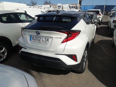 Toyota C-HR 1.8 125H Active 90 kW (122 CV) 4 Toyota C-HR 1.8 125H Active 90 kW (122 CV) 4