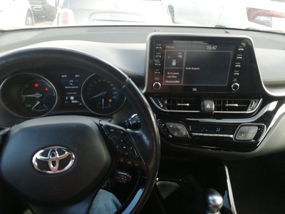 Toyota C-HR 1.8 125H Active 90 kW (122 CV) 10 Toyota C-HR 1.8 125H Active 90 kW (122 CV) 10