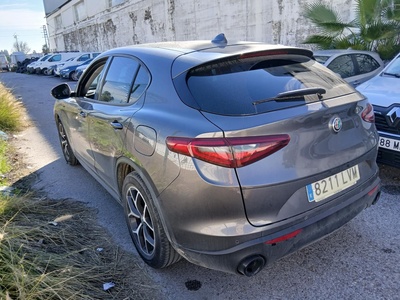 Alfa Romeo Stelvio 2.2 Diesel Sprint RWD 140 kW (190 CV) 2 Alfa Romeo Stelvio 2.2 Diesel Sprint RWD 140 kW (190 CV) 2