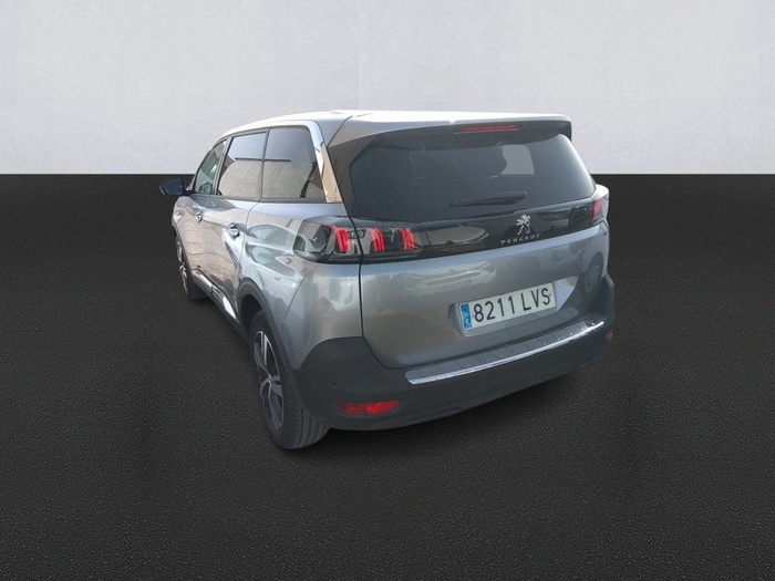 Peugeot 5008 BlueHDi 130 S&S Allure 96 kW (130 CV) Vehículo usado en Madrid Peugeot 5008 BlueHDi 130 S&S Allure 96 kW (130 CV) Vehículo usado en Madrid