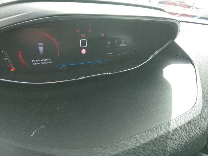 Peugeot 5008 BlueHDi 130 S&S Allure 96 kW (130 CV) Vehículo usado en Madrid Peugeot 5008 BlueHDi 130 S&S Allure 96 kW (130 CV) Vehículo usado en Madrid