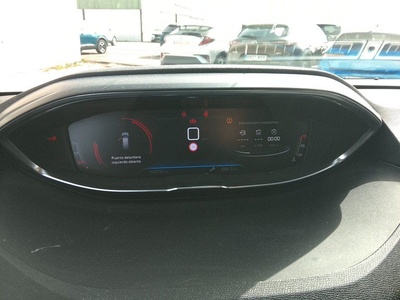 Peugeot 5008 BlueHDi 130 S&S Allure 96 kW (130 CV) 14 Peugeot 5008 BlueHDi 130 S&S Allure 96 kW (130 CV) 14