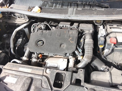 Peugeot 5008 BlueHDi 130 S&S Allure 96 kW (130 CV) 15 Peugeot 5008 BlueHDi 130 S&S Allure 96 kW (130 CV) 15