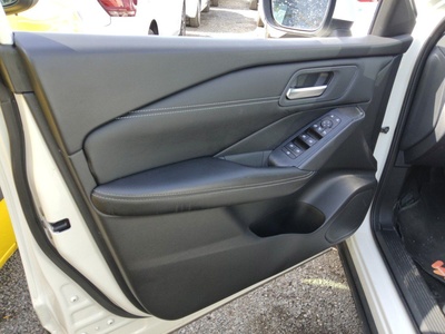 Nissan Qashqai DIG-T 140 mHEV Acenta 4x2 103 kW (140 CV) 12 Nissan Qashqai DIG-T 140 mHEV Acenta 4x2 103 kW (140 CV) 12