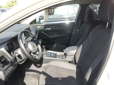 Nissan Qashqai DIG-T 140 mHEV Acenta 4x2 103 kW (140 CV) 13 Nissan Qashqai DIG-T 140 mHEV Acenta 4x2 103 kW (140 CV) 13