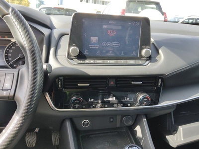 Nissan Qashqai DIG-T 140 mHEV Acenta 4x2 103 kW (140 CV) 15 Nissan Qashqai DIG-T 140 mHEV Acenta 4x2 103 kW (140 CV) 15