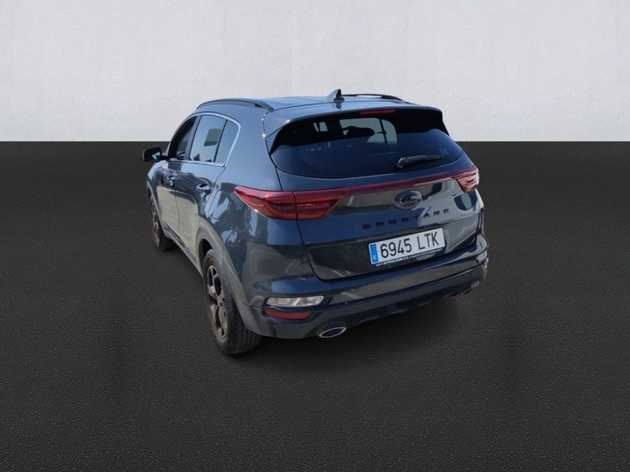 Kia Sportage 1.6 GDI Black Edition 4x2 97 kW (132 CV) Vehículo usado en Madrid Kia Sportage 1.6 GDI Black Edition 4x2 97 kW (132 CV) Vehículo usado en Madrid