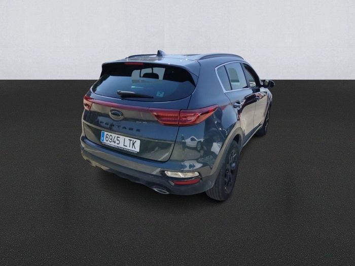 Kia Sportage 1.6 GDI Black Edition 4x2 97 kW (132 CV) Vehículo usado en Madrid Kia Sportage 1.6 GDI Black Edition 4x2 97 kW (132 CV) Vehículo usado en Madrid