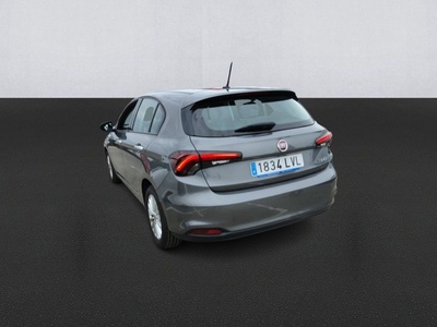 Fiat Tipo 1.6 Multijet Diesel Life 96 kW (130 CV) 6 Fiat Tipo 1.6 Multijet Diesel Life 96 kW (130 CV) 6