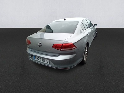 Volkswagen Passat Advance 1.6 TDI 88 kW (120 CV) 4 Volkswagen Passat Advance 1.6 TDI 88 kW (120 CV) 4