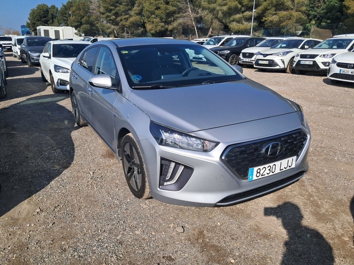 Hyundai Ioniq 1.6 GDI HEV Tecno DT 104 kW (141 CV) Vehículo usado en Madrid Hyundai Ioniq 1.6 GDI HEV Tecno DT 104 kW (141 CV) Vehículo usado en Madrid