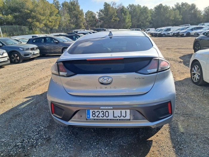 Hyundai Ioniq 1.6 GDI HEV Tecno DT 104 kW (141 CV) Vehículo usado en Madrid Hyundai Ioniq 1.6 GDI HEV Tecno DT 104 kW (141 CV) Vehículo usado en Madrid