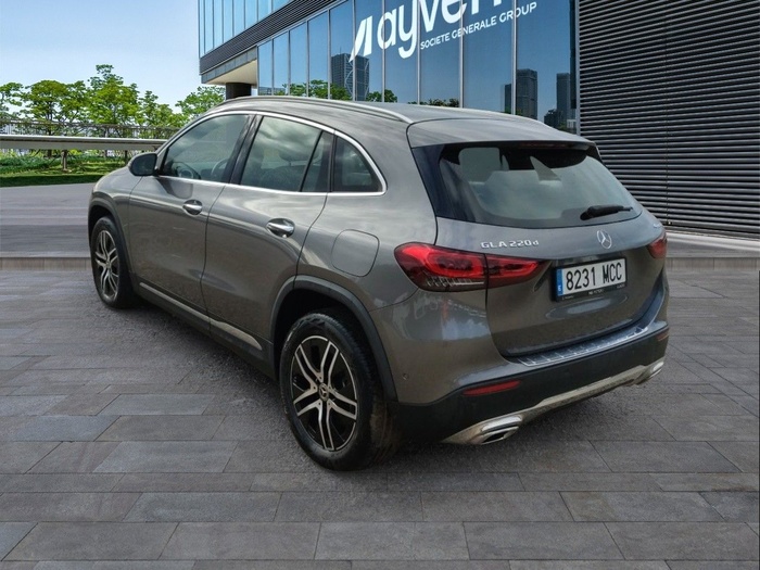 Mercedes-Benz GLA 220 d 4Matic 140 kW (190 CV) Vehículo usado en Madrid Mercedes-Benz GLA 220 d 4Matic 140 kW (190 CV) Vehículo usado en Madrid