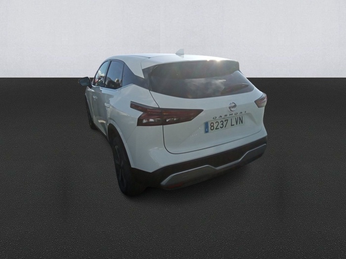 Nissan Qashqai DIG-T 140 mHEV N-Connecta 4x2 103 kW (140 CV) Vehículo usado en Madrid Nissan Qashqai DIG-T 140 mHEV N-Connecta 4x2 103 kW (140 CV) Vehículo usado en Madrid