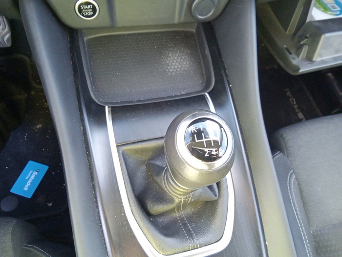 Nissan Qashqai DIG-T 140 mHEV N-Connecta 4x2 103 kW (140 CV) Vehículo usado en Madrid Nissan Qashqai DIG-T 140 mHEV N-Connecta 4x2 103 kW (140 CV) Vehículo usado en Madrid