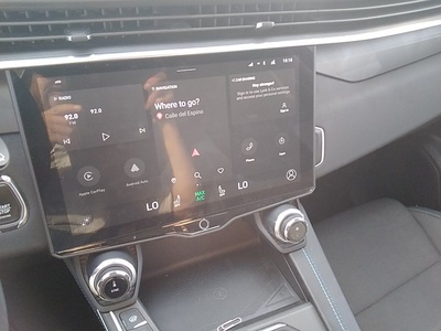 Lynk & Co 01 1.5 PHEV 192 kW (261 CV) 9 Lynk & Co 01 1.5 PHEV 192 kW (261 CV) 9