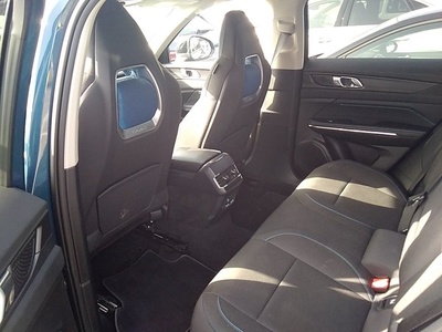 Lynk & Co 01 1.5 PHEV 192 kW (261 CV) 12 Lynk & Co 01 1.5 PHEV 192 kW (261 CV) 12