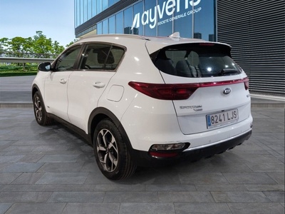 Kia Sportage 1.6 MHEV Business 4x4 100 kW (136 CV) 6 Kia Sportage 1.6 MHEV Business 4x4 100 kW (136 CV) 6