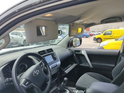 Toyota Land Cruiser 2.8 D-4D GX 130 kW (177 CV) 12 Toyota Land Cruiser 2.8 D-4D GX 130 kW (177 CV) 12