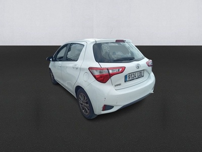 Toyota Yaris 1.0 Active 51 kW (69 CV) 6 Toyota Yaris 1.0 Active 51 kW (69 CV) 6