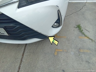 Toyota Yaris 1.0 Active 51 kW (69 CV) 15 Toyota Yaris 1.0 Active 51 kW (69 CV) 15