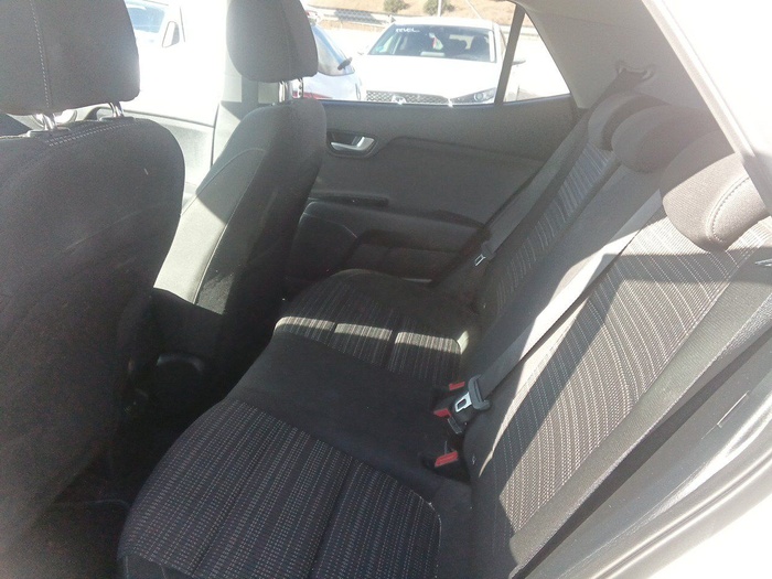 Kia Stonic 1.0 T-GDi Drive 88 kW (120 CV) Vehículo usado en Madrid Kia Stonic 1.0 T-GDi Drive 88 kW (120 CV) Vehículo usado en Madrid