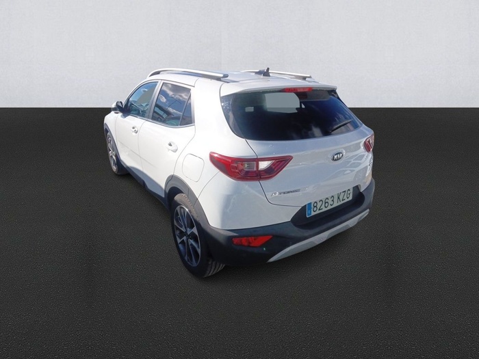 Kia Stonic 1.0 T-GDi Drive 88 kW (120 CV) Vehículo usado en Madrid Kia Stonic 1.0 T-GDi Drive 88 kW (120 CV) Vehículo usado en Madrid