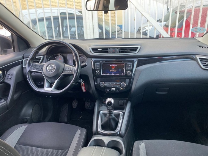 Nissan Qashqai dCi 150 Acenta 4x4 110 kW (150 CV) Vehículo usado en Madrid Nissan Qashqai dCi 150 Acenta 4x4 110 kW (150 CV) Vehículo usado en Madrid