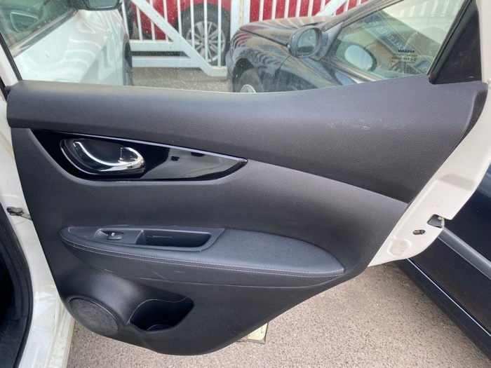 Nissan Qashqai dCi 150 Acenta 4x4 110 kW (150 CV) Vehículo usado en Madrid Nissan Qashqai dCi 150 Acenta 4x4 110 kW (150 CV) Vehículo usado en Madrid