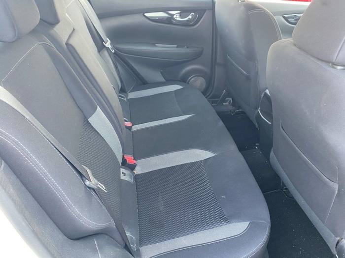 Nissan Qashqai dCi 150 Acenta 4x4 110 kW (150 CV) Vehículo usado en Madrid Nissan Qashqai dCi 150 Acenta 4x4 110 kW (150 CV) Vehículo usado en Madrid