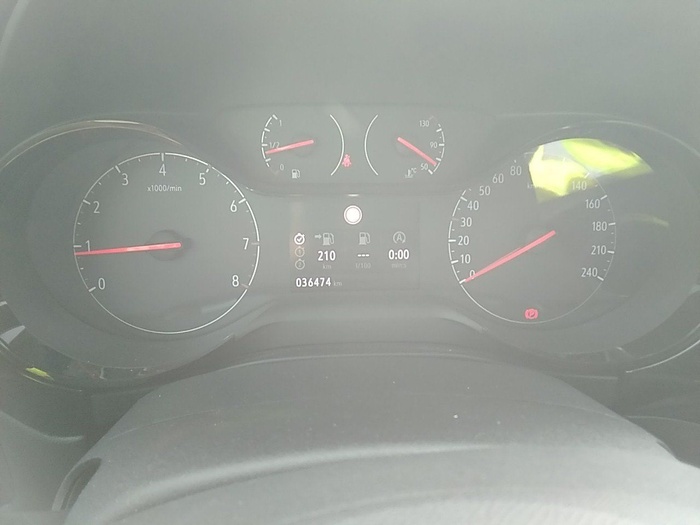 Opel Corsa 1.2 Turbo XHL Edition 74 kW (100 CV) Vehículo usado en Madrid Opel Corsa 1.2 Turbo XHL Edition 74 kW (100 CV) Vehículo usado en Madrid