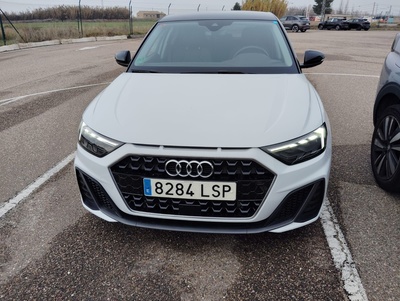 Audi A1 Sportback Adrenalin 25 TFSI 70 kW (95 CV) 2 Audi A1 Sportback Adrenalin 25 TFSI 70 kW (95 CV) 2