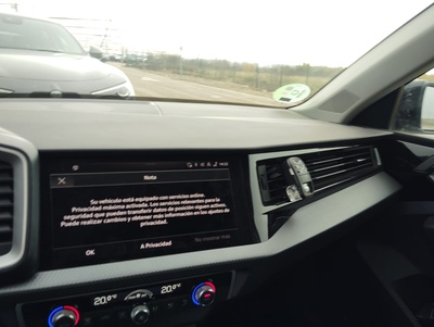 Audi A1 Sportback Adrenalin 25 TFSI 70 kW (95 CV) 9 Audi A1 Sportback Adrenalin 25 TFSI 70 kW (95 CV) 9