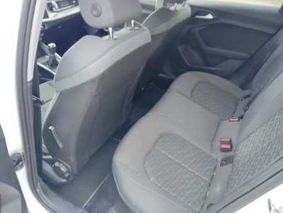 Audi A1 Sportback Adrenalin 25 TFSI 70 kW (95 CV) 11 Audi A1 Sportback Adrenalin 25 TFSI 70 kW (95 CV) 11