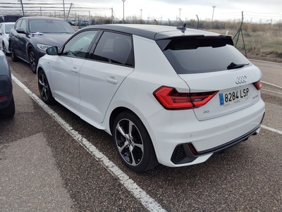 Audi A1 Sportback Adrenalin 25 TFSI 70 kW (95 CV) 6 Audi A1 Sportback Adrenalin 25 TFSI 70 kW (95 CV) 6